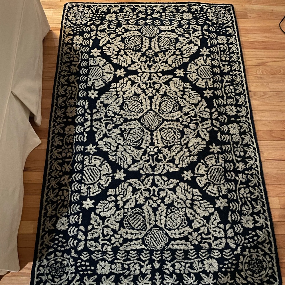 Smithsonian area rugs